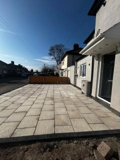 Luxury 4 Bed Home Sleeps 9, Games Room, Parking - - 3