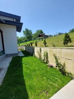 Yellow House - Comarnic - 7