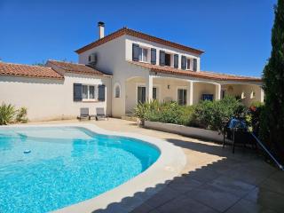 Ideal Provencal family home - 0