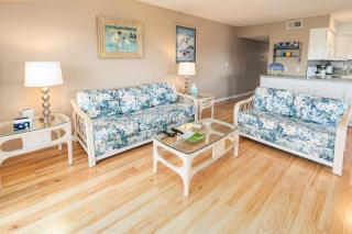 In Duck with Community Pool & Beach Access - Duck - 2