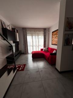 Modern Apartment with Balcony 2 Bedrooms & 2 Bathrooms near Cremona Fair - 2