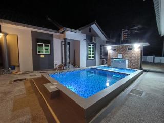 Aura Beach Homestay - Kampong Ru Sepuloh - 1