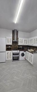 Full Home in Moss Bank near Cheetham Hill - Mánchester - 2