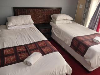 Tushiya guest lodge witbank - Witbank - 9