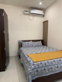 Modern Comfortable 1BHK Prime location Service Apartments - Bangalore - 9
