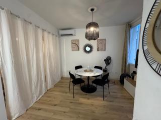 Cosy cottage by Alice Mer Sable Doré Parking - 8