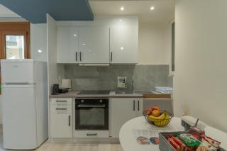 N&M Apartment - Chios - 8