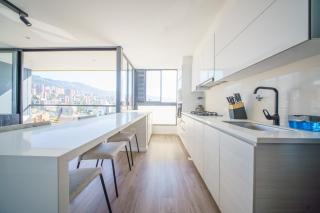 Luxury 2 Bedroom Highrise Apt 5 Min from Provenza - Medellín - 5