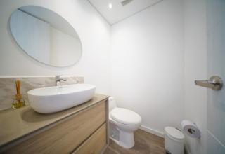 Luxury 2 Bedroom Highrise Apt 5 Min from Provenza - Medellín - 2
