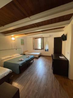 LOCANDA OLIVI affitta camere - Senigallia - 1