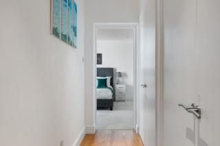 Heavenly Stays, Refined 2-BD Hidden Gem Near Hyde Park - Londra - 3
