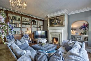 Walcot Hall by Group Retreats - 4