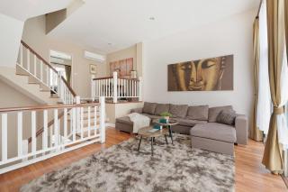 Stylish 3BR Townhouse Near Rama9 - 8