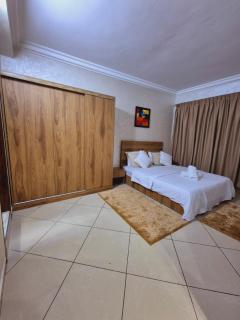 Bright & Comfortable Marrakech Duplex - Oulad Akkou - 9