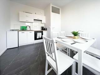 L21-Apartment Leipzig Nord, 3 Zimmer, 8 Personen, Standardisierte Ausstattung, ideal für Reisende, Pendler, Familien - Leipzig - 1