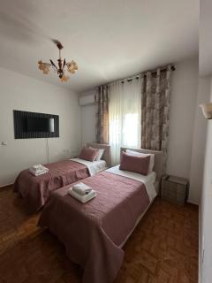 Mayfair Apartment Ksamil - Ksamil - 3