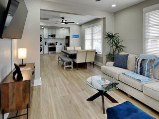 Blue Oasis Retreat - Galveston - 7