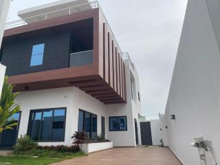 Belle villa à FIDJROSSE - Cotonou - 8