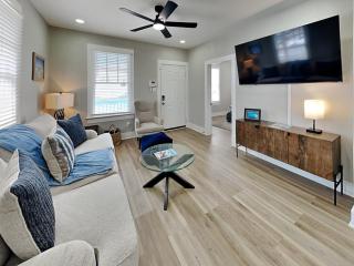 Blue Oasis Retreat - Galveston - 6