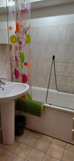 Charmant F2 avec terrasse, un coin de paradis esprit montagnard - 4