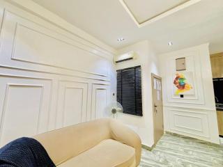 Stylish 2-Bedroom Apartment in Peaceful Abuja Neighborhood - Abuja - 5