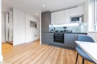 Fabulous Studio Apartment in East Grinstead - East Grinstead - 2