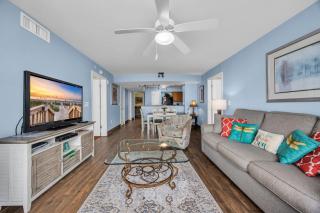 All New Luxury with Stunning Ocean Views Sky Pool Lazy River - Myrtle Beach - 3