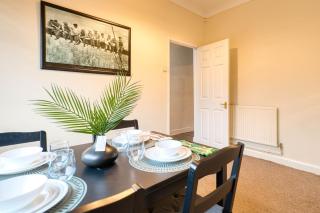 Grimsby Gem on Tunnard - Grimsby - 1