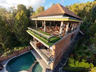 Bali Jegeg Munduk Hotel, Bar, and Restaurant - Munduk - 4