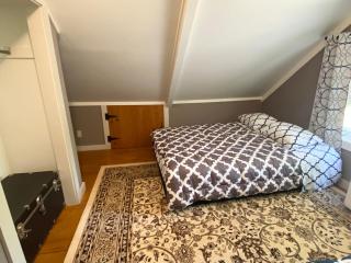 Lakeside Retreat - HOT TUB, Swimming, Boats - Rindge - 2