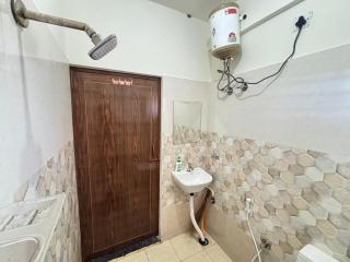 Comfy 1BHK near Kadugodi Metro - Bangalore - 1