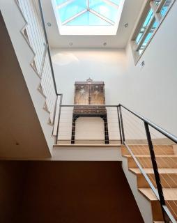 Luxe 4 bed 5 bath with Parking Walk to Capitol, Convention Center, museums and shops - 2