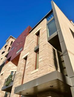 Luxe 4 bed 5 bath with Parking Walk to Capitol, Convention Center, museums and shops - 8