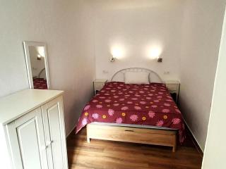 Apartamento en Llançà con gran terraza, admite mascotas, cerca de la playa - ES-170-7 - Llança - 6