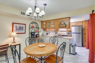 5 Mi to Pensacola Beach Townhome with Yard! - Gulf Breeze - 5