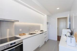Liiiving in Matosinhos - Seaside Balcony Apartment - Oporto - 3