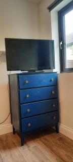 Private bedsit at Newcastle - Galway - 4