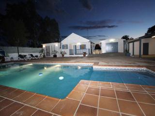 Casa con piscina privada, cerca del mar, aire opcional, wifi gratis, admiten mascotas - ES-184-35 - Riumar - 2