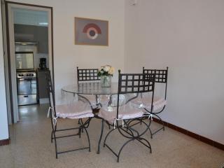 Apartamento económico cerca de la playa, con terraza y parking en L'Estartit - ES-323-48 - L'Estartit - 3