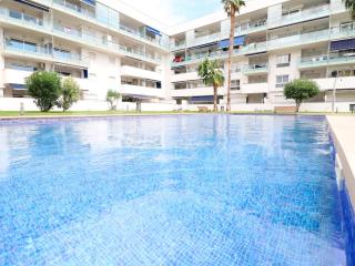 Alquiler Apartamento en Residencial Porto Marina,Roses, para los amantes de la bicicleta, el running, los paseos, el sol y el relax junto a la piscina, un entorno de parques naturales, playas y ambiente vacacional - ES-366-1 - 3