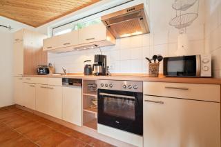 Blumenhaus mit Terrasse - Waren - 3