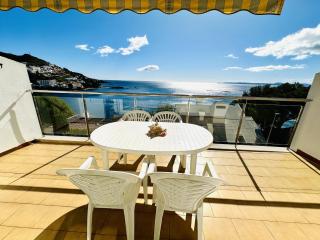 MIRADOR II. Vistas al mar y terraza para 2 en Roses - ES-258-123 - 8