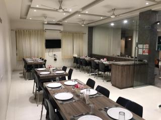 Divya Hotel & Restaurant - Mount Ābu - 2