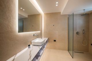 Austin Boutique Hotel - Saranda - 1