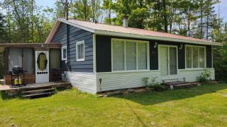 Affordable Sauble Beach Getaway - Sauble Beach - 0