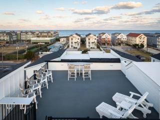 New Build with Rooftop Deck & Panoramic Ocean Views - Kill Devil Hills - 9