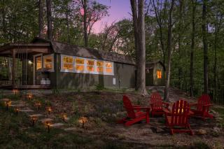 Tiny Cabin w Fire Pit Game Room and Dog Friendly - Great Cacapon - 0