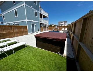 Newly Built Luxury Home Near Beach with Pool and Spa - Corolla - 4
