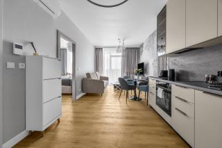 Ochota Apt - Parking, Balcony, AC - by Rentujemy - Varsavia - 6