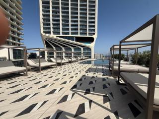 Luxury 1-Bedroom Residence at Mercury Suites - St Julian's - 4